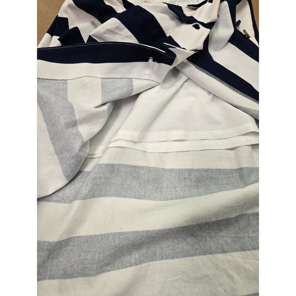 Eva Mendes New York Co. Navy & White Skirt Size 12, visible run line outside - Picture 5 of 11